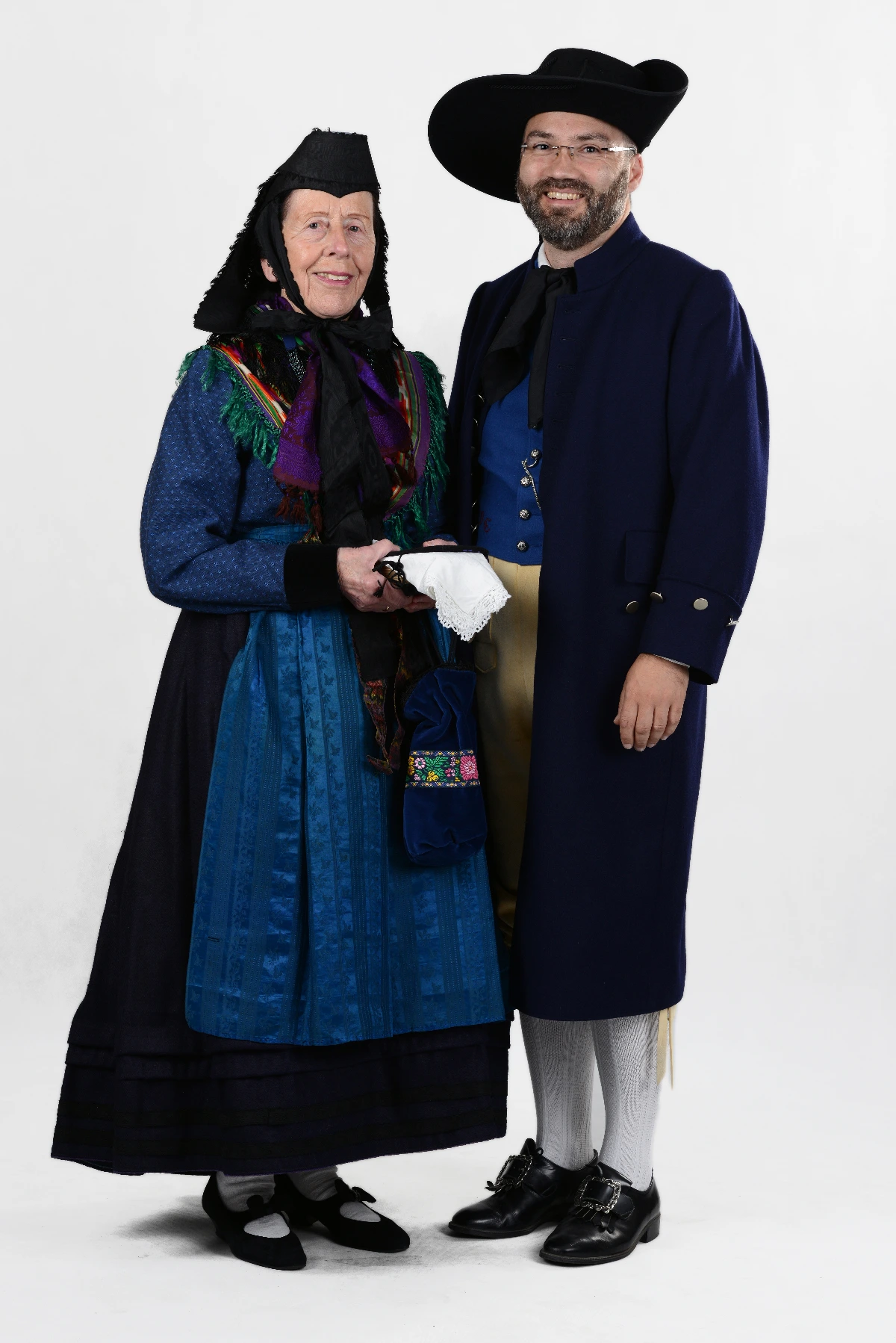 Bergwinkeltracht Paar in Festtagstracht