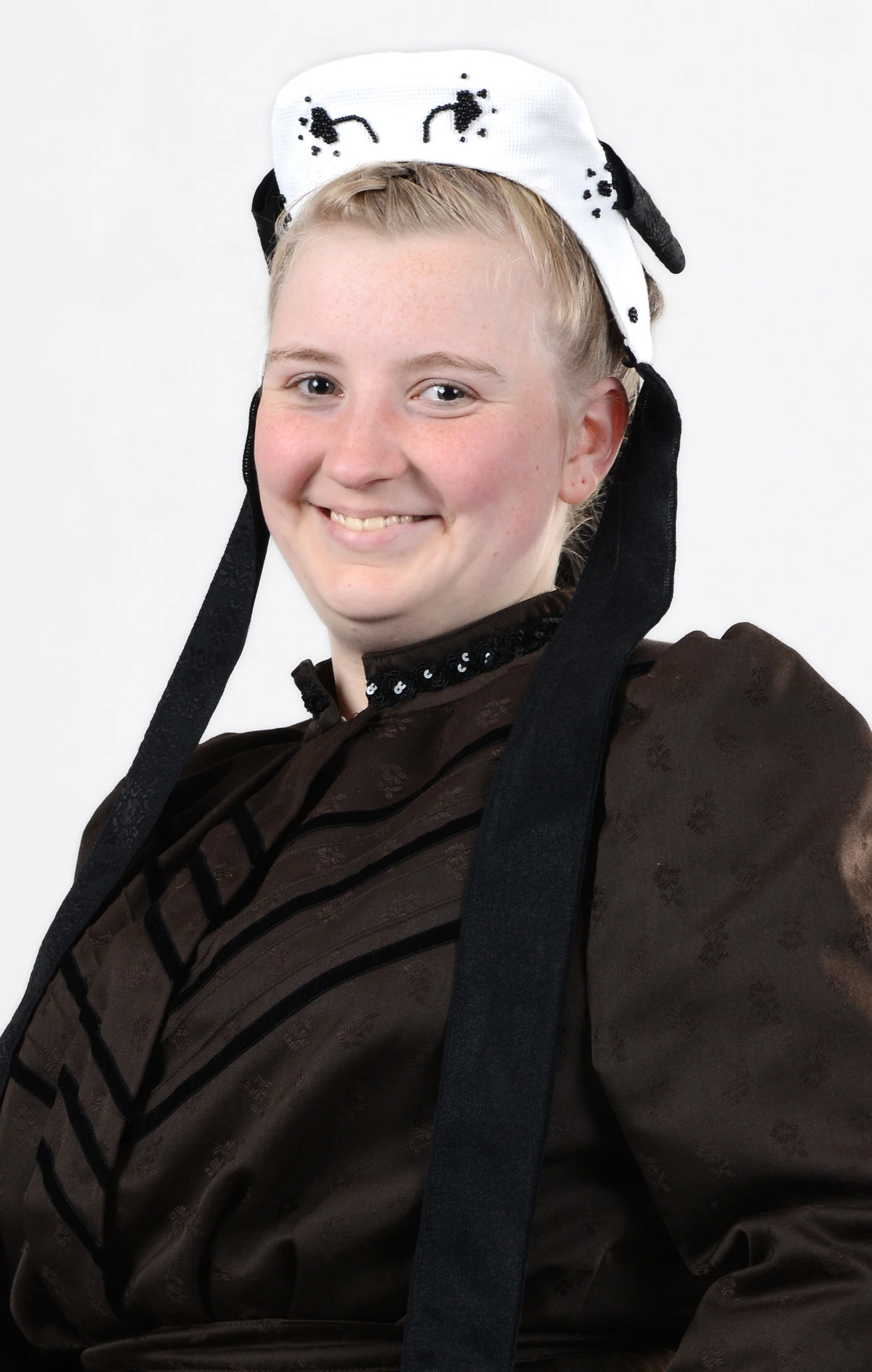 Bunstruther Tracht Frau Kopfbedeckung 1