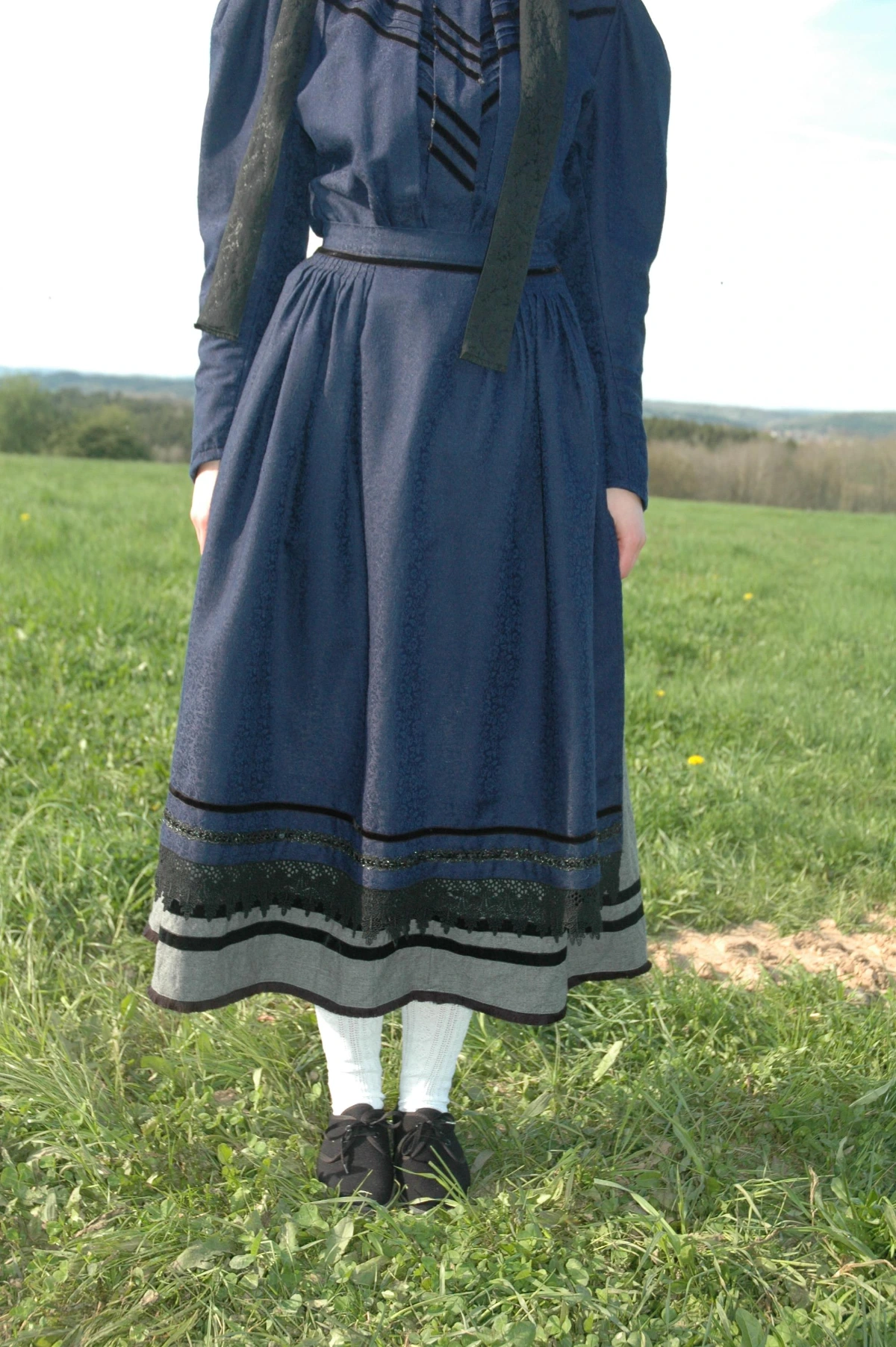 Bunstruther Tracht Frau Schürze