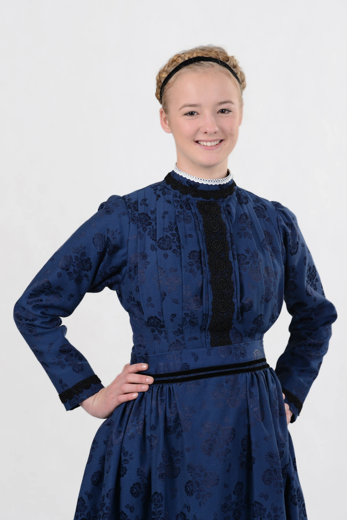 Edertal Tracht Frau Jacke 1