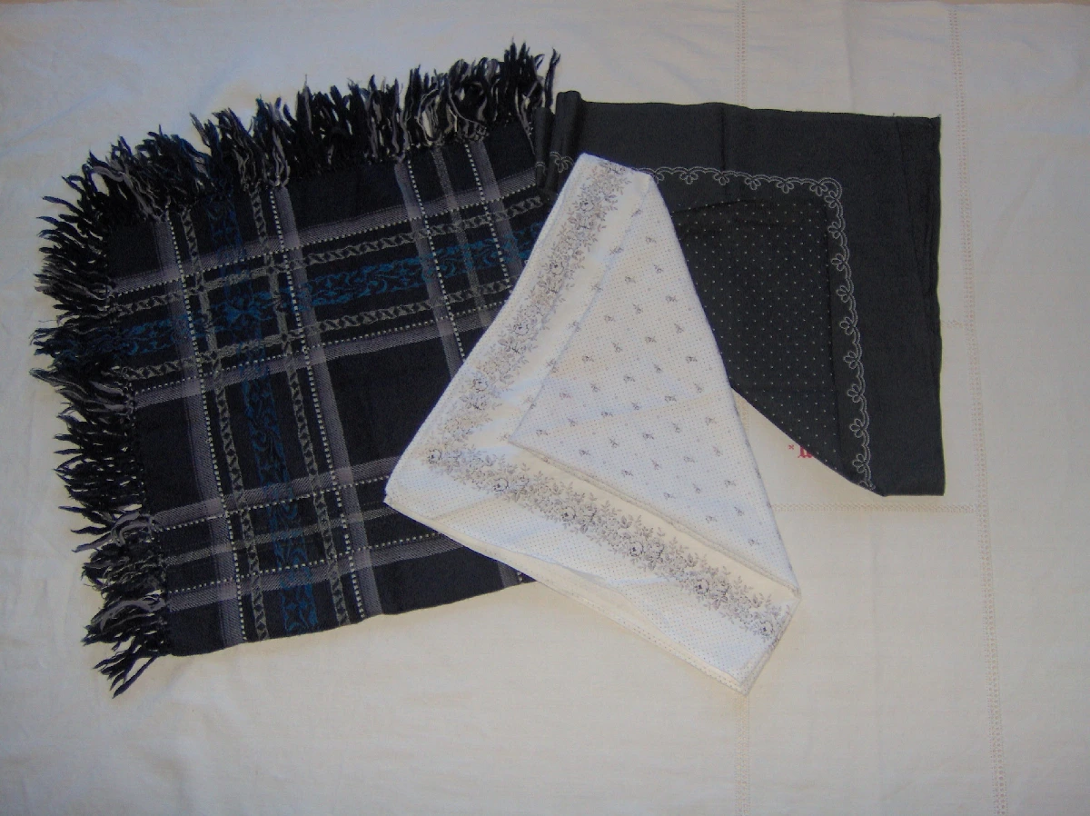 Hüttenberger Tracht Frau Kopfbedeckung