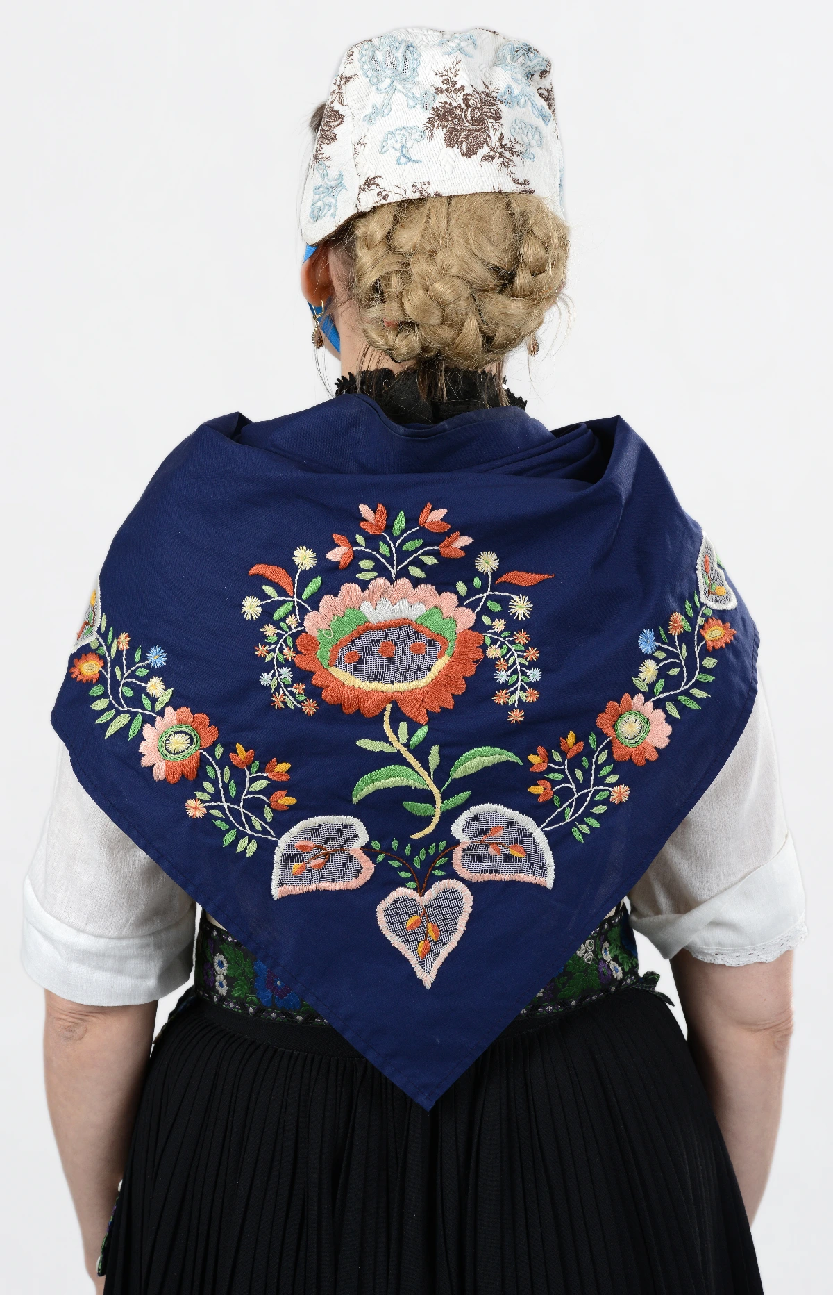 Ländches Tracht Frau Schultertuch