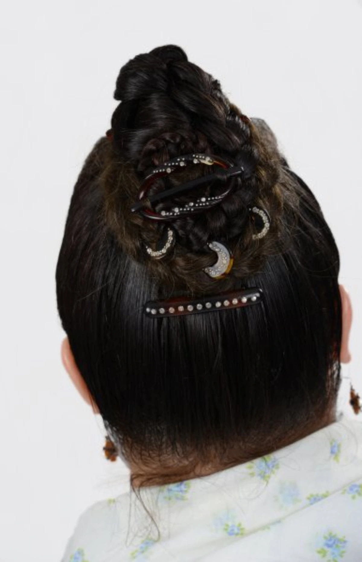 Marburger evangelische Tracht Frau Haartracht 3