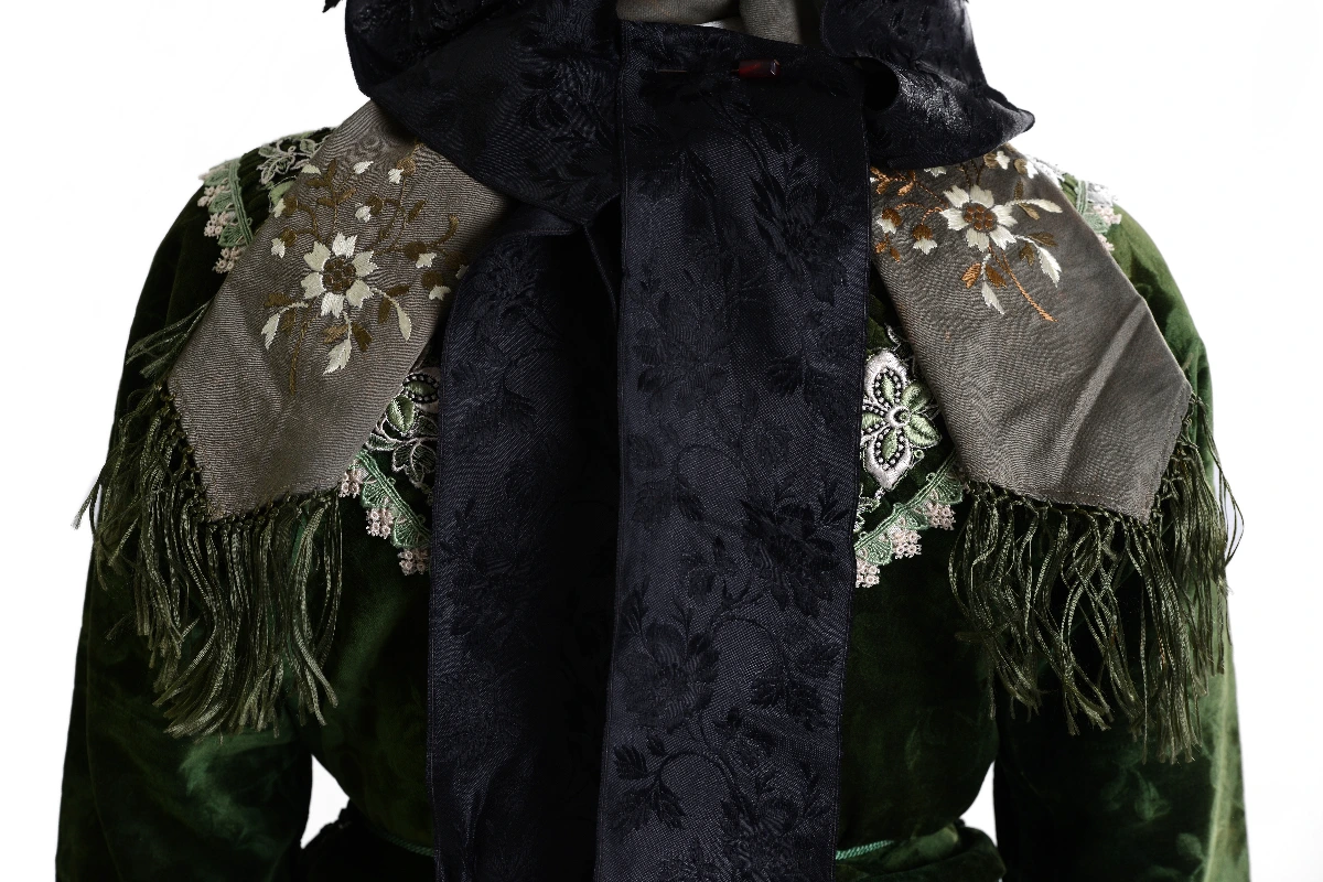 Marburger evangelische Tracht Frau Tuch 1