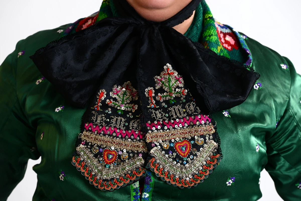 Marburger katholische Tracht Frau Jacke 2