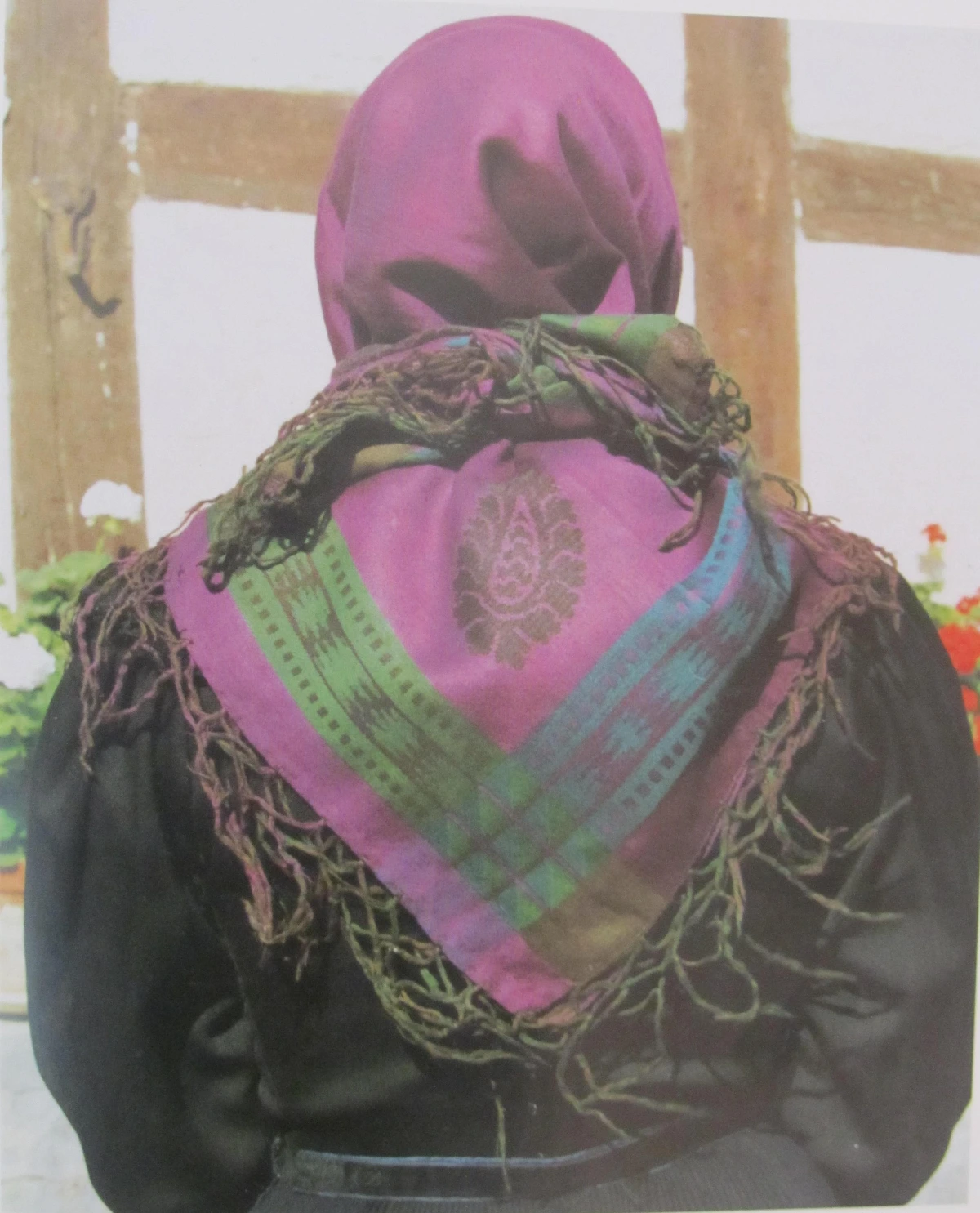 Rotenburger Tracht Frau Kopftuch