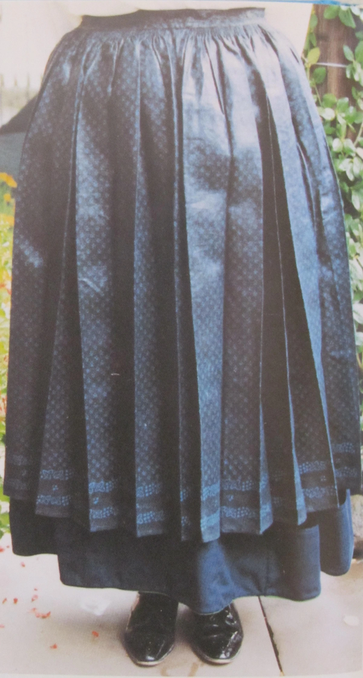 Rotenburger Tracht Frau Schürze 2