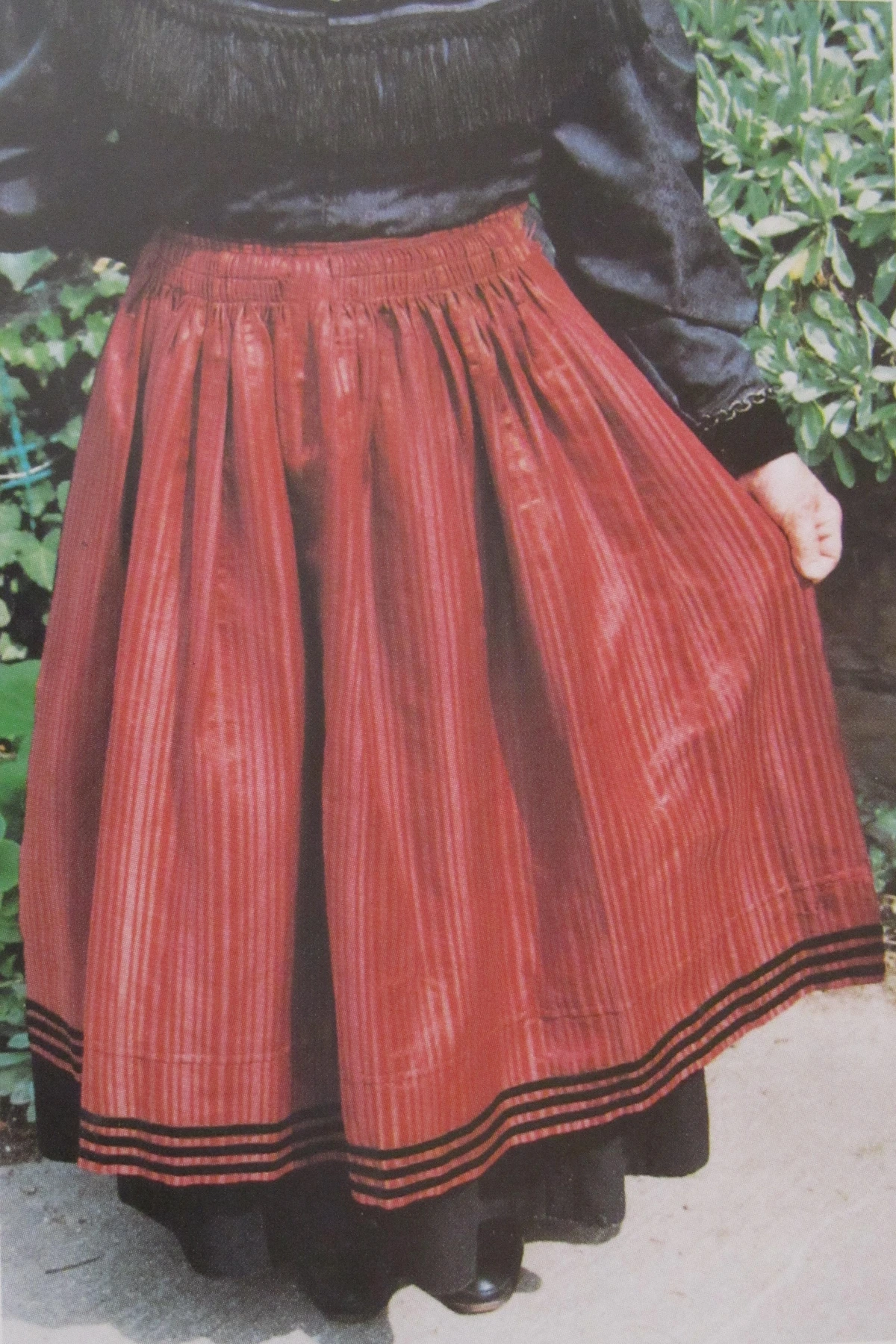 Rotenburger Tracht Frau Schürze 5