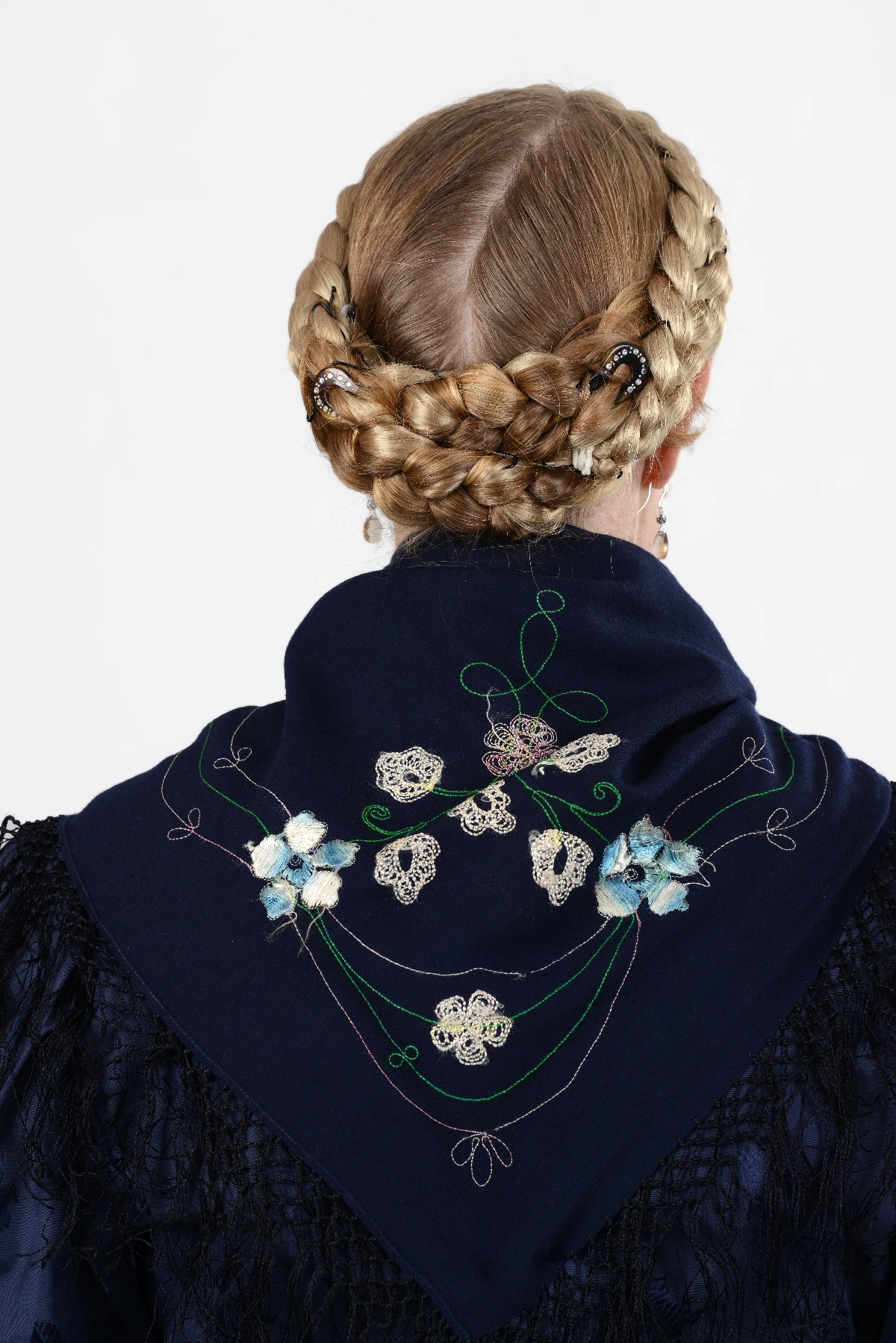 Schönsteiner Tracht Frau Tuch