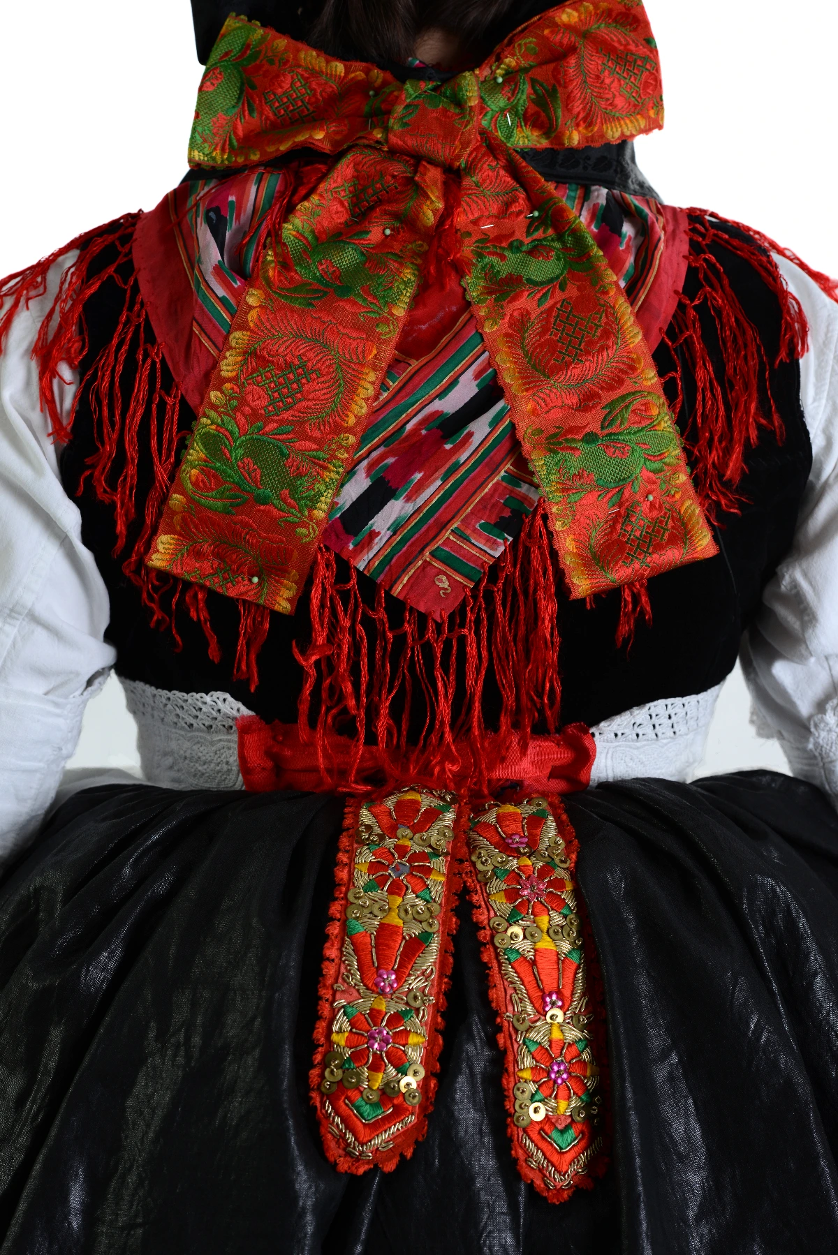 Schwälmer Tracht Frau Halstuch 2