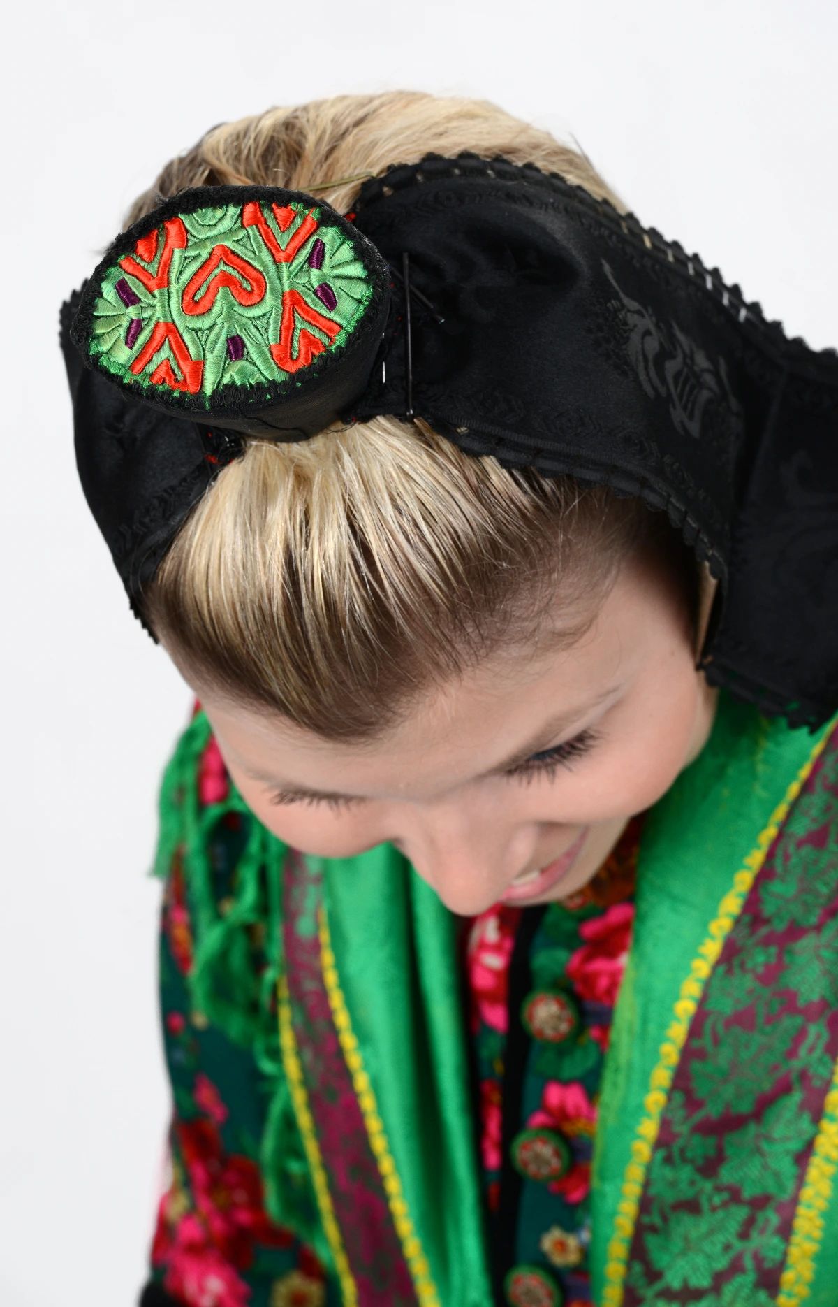 Schwälmer Tracht Frau Kopfbedeckung 2