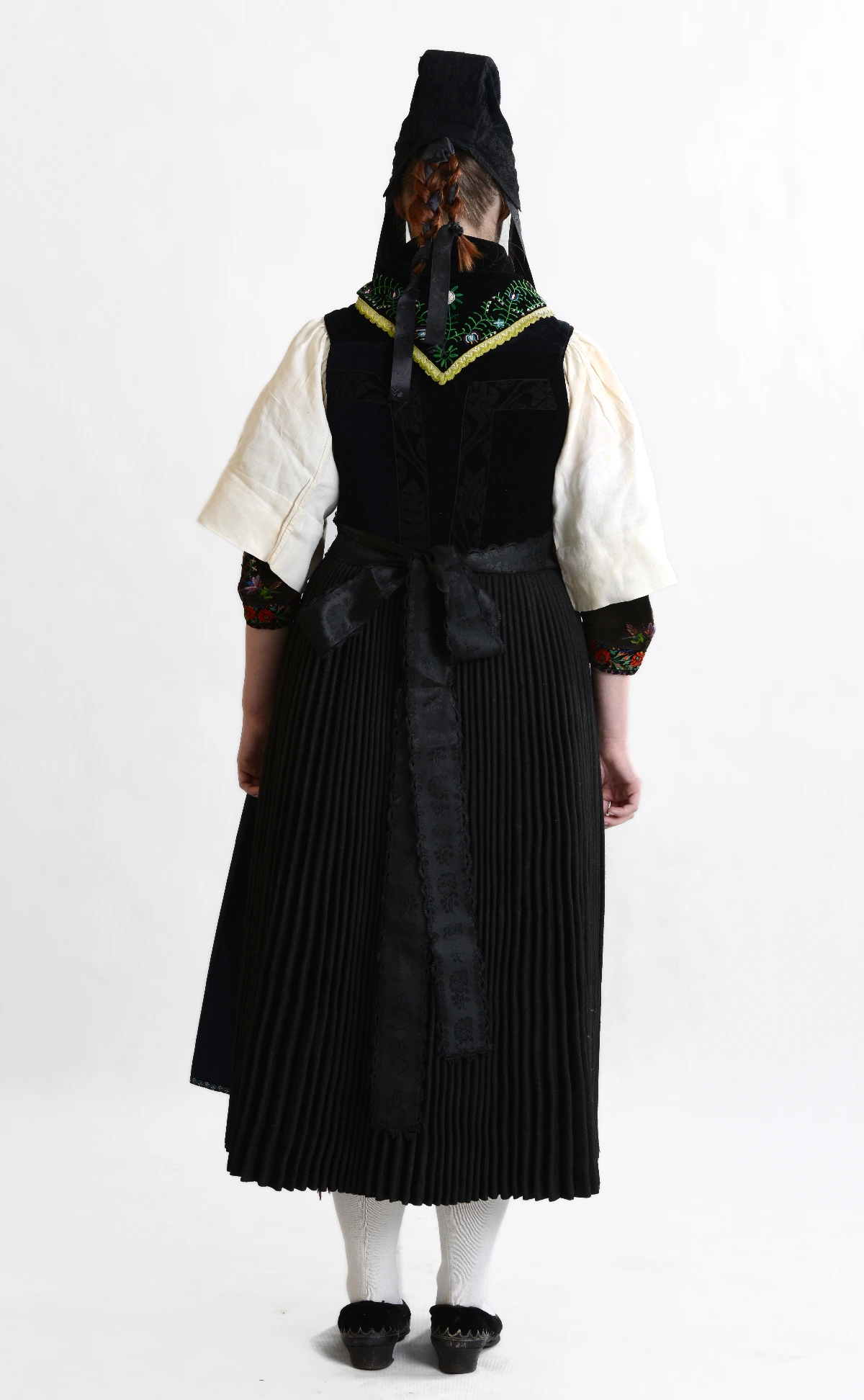 Tracht des Amtes Blankenstein Frau 2