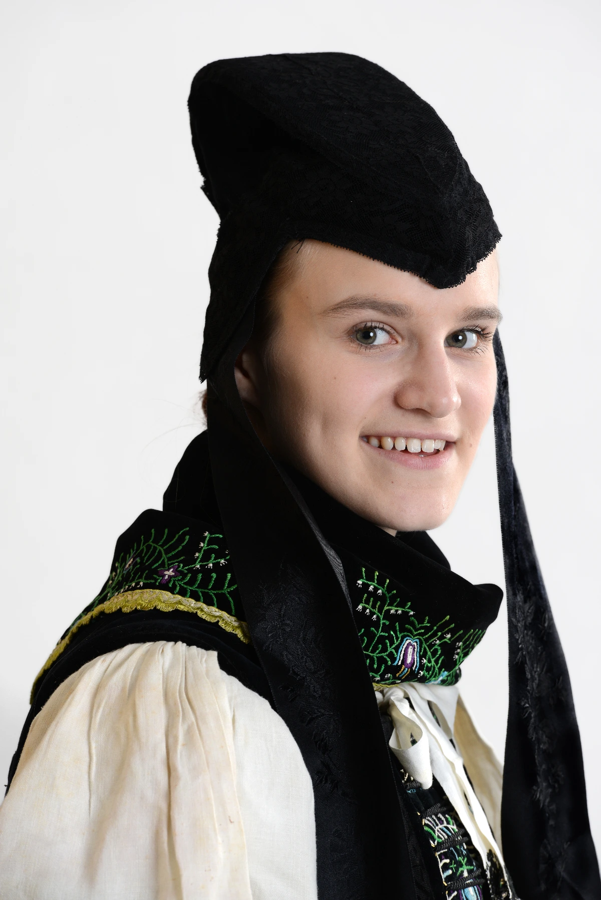 Tracht des Amtes Blankenstein Frau Kopfbedeckung 1