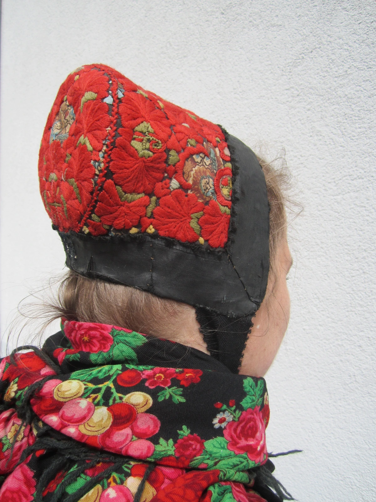 Tracht des Breidenbacher Grundes Obergericht Frau Kopfbedeckung 2