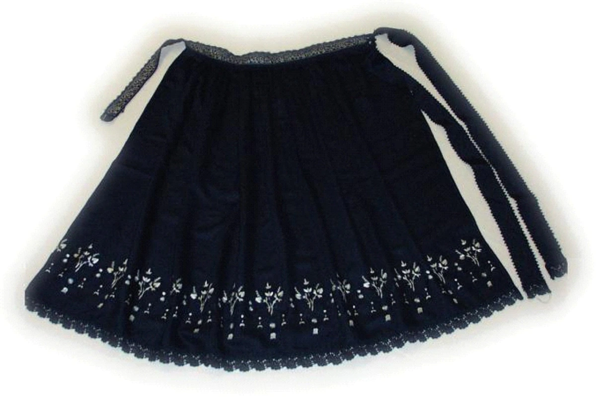 Tracht des Breidenbacher Grundes Obergericht Frau Schürze