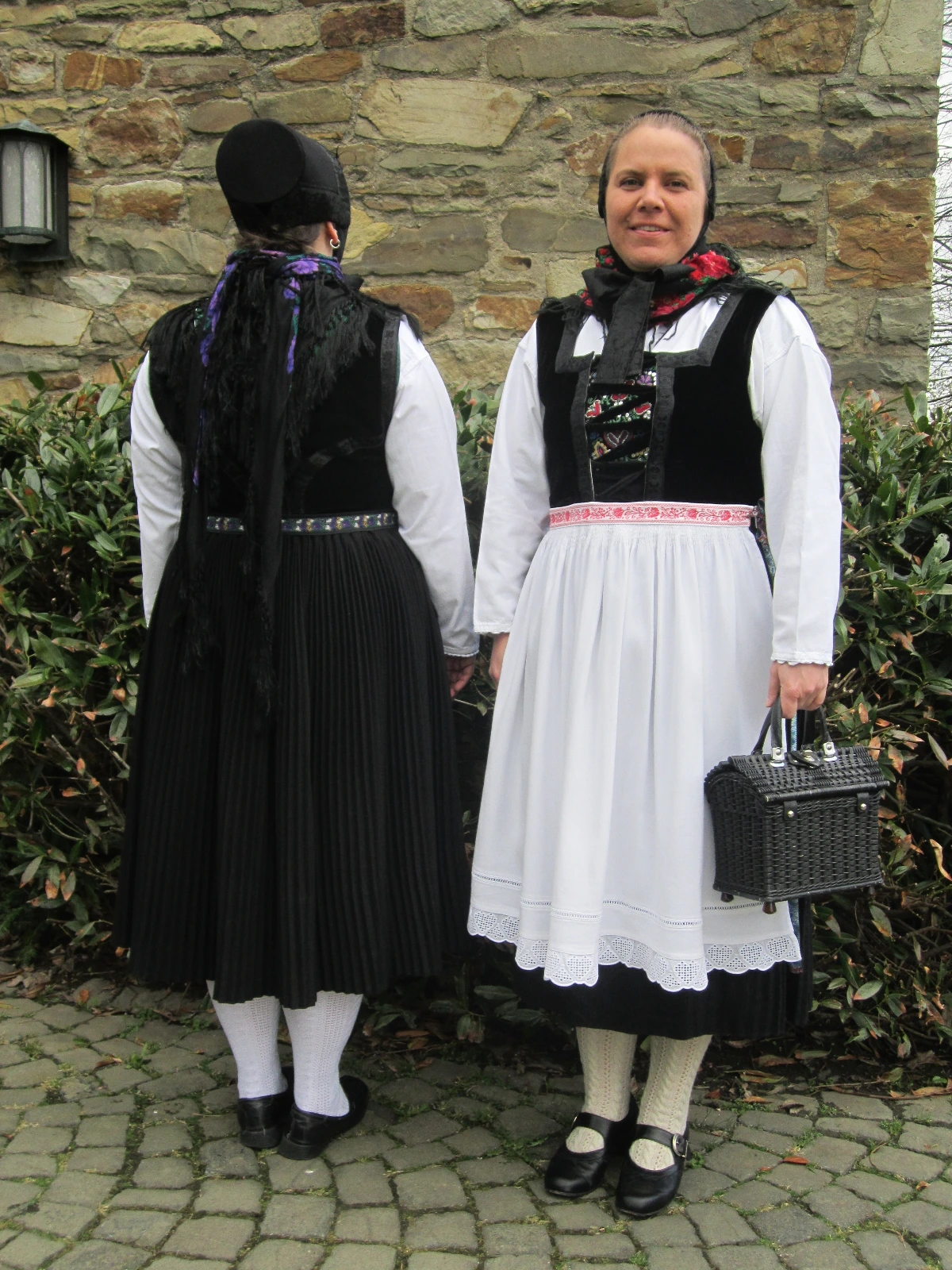 Tracht des Breidenbacher Grundes Obergericht Frau