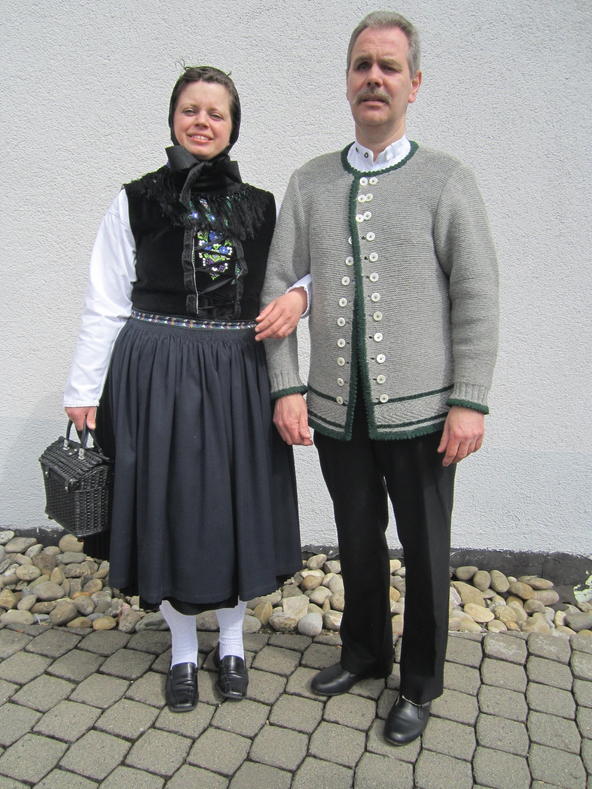 Tracht des Breidenbacher Grundes Obergericht Paar 4